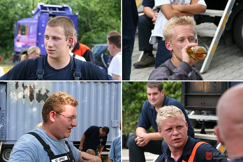 Bild 15 von 15 Die drei Kameraden direkt nach der "Flammenh&ouml;lle" sowie der Ausbilder (unten rechts).