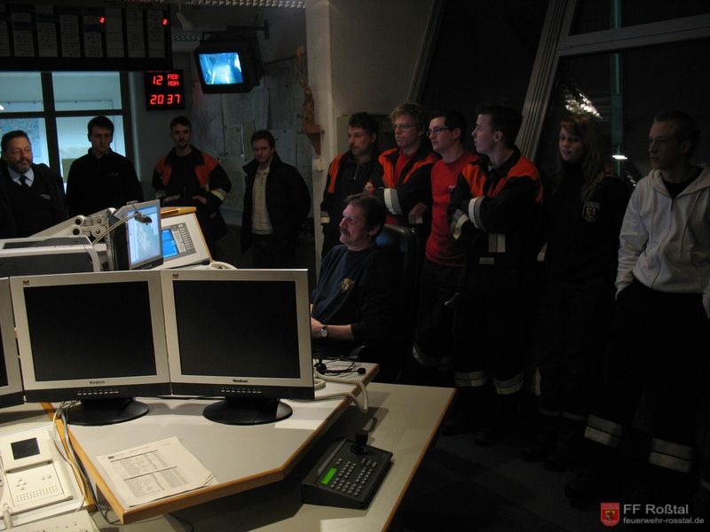 Bild 2 von 5 Einsatzzentrale der BF N&uuml;rnberg