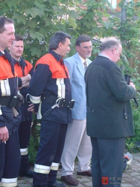 Bild 4 von 5 Ebendfalls anwesend: Der B&uuml;rgermeister und der K&auml;mmerer