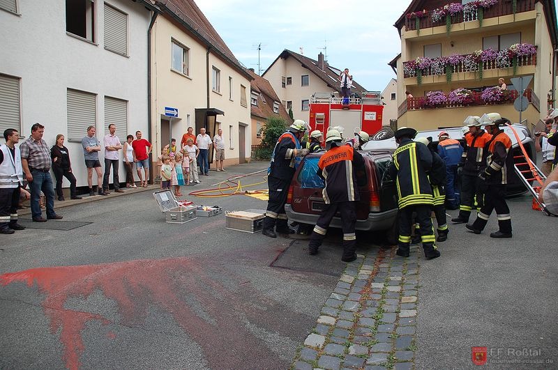 Bild 28 von 30 Bild: BRK Ro&szlig;tal