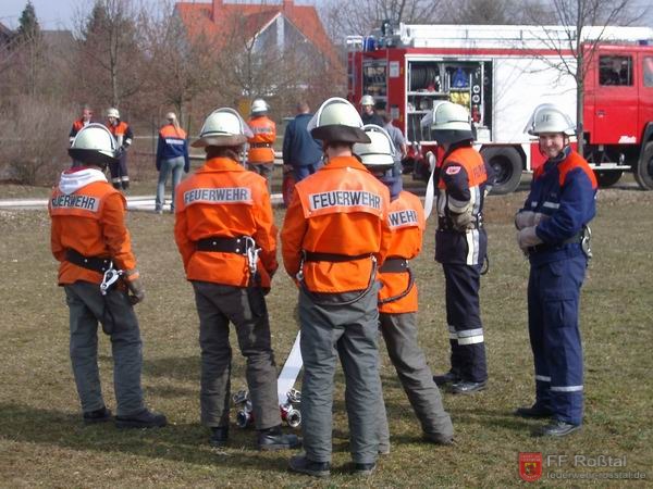 Bild 5 von 22 "Die Gruppe im L&ouml;scheinsatz"