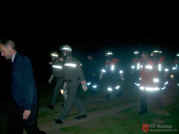 Bild 5 von 23 Noch wenige Meter bis zum Ziel - ein Spielplatz an dem weitere &Uuml;bungen absolviert werden. Die k&ouml;rperliche Belastung ist extrem.