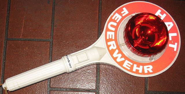 Bild des/der Ausrüstungsgegenstands/-gegenstände (Winkerkelle)